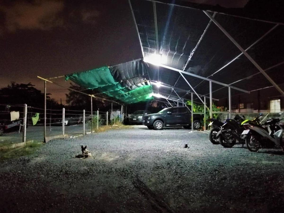 Gogoal Latkrabang Leilighet Bangkok Eksteriør bilde